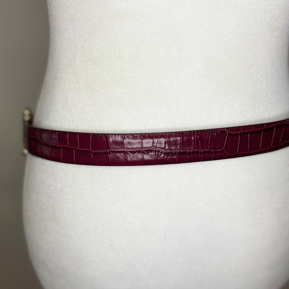 Carla Croc-effect Leather Belt In Claret - Picture 5 of 7
